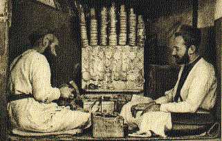 Tricheur, c'est pas un mohel au Yémen, c'est un cordonnier au Maroc!!